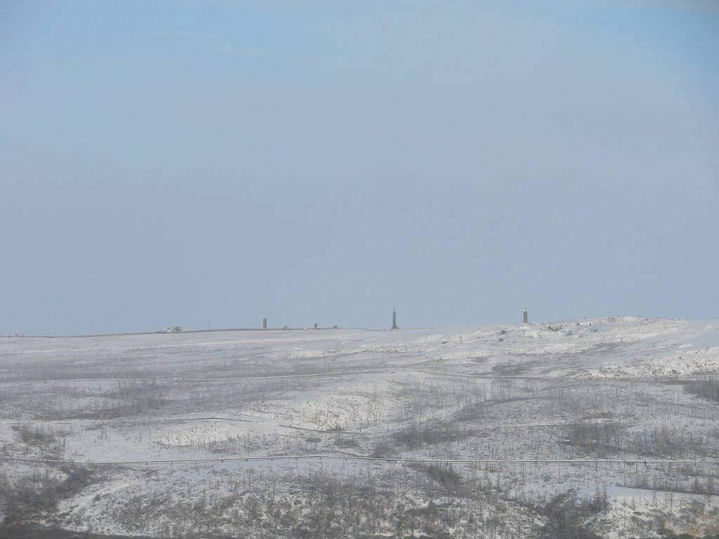 Vega MS with calibration masts, first snow, view from Norilsk-Dudinka highway